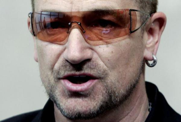 Боно из U2 снимет фильм о самом себе
